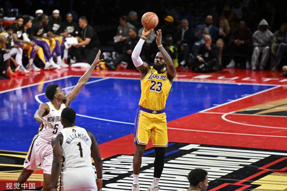 媒体将目光 媒体将目光